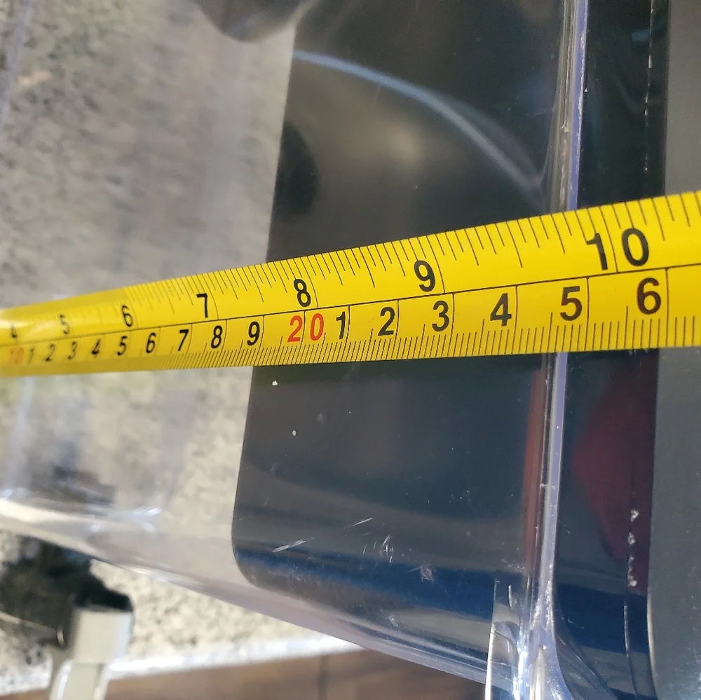 Brita Water Filter Dispenser with Black Lid - Picture 8 of 9